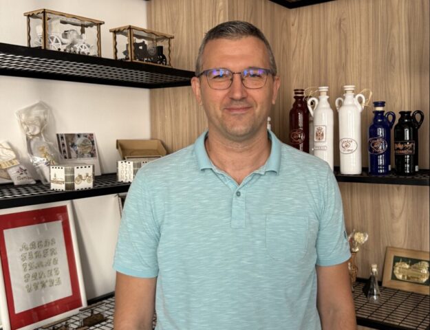 jovan uyelac